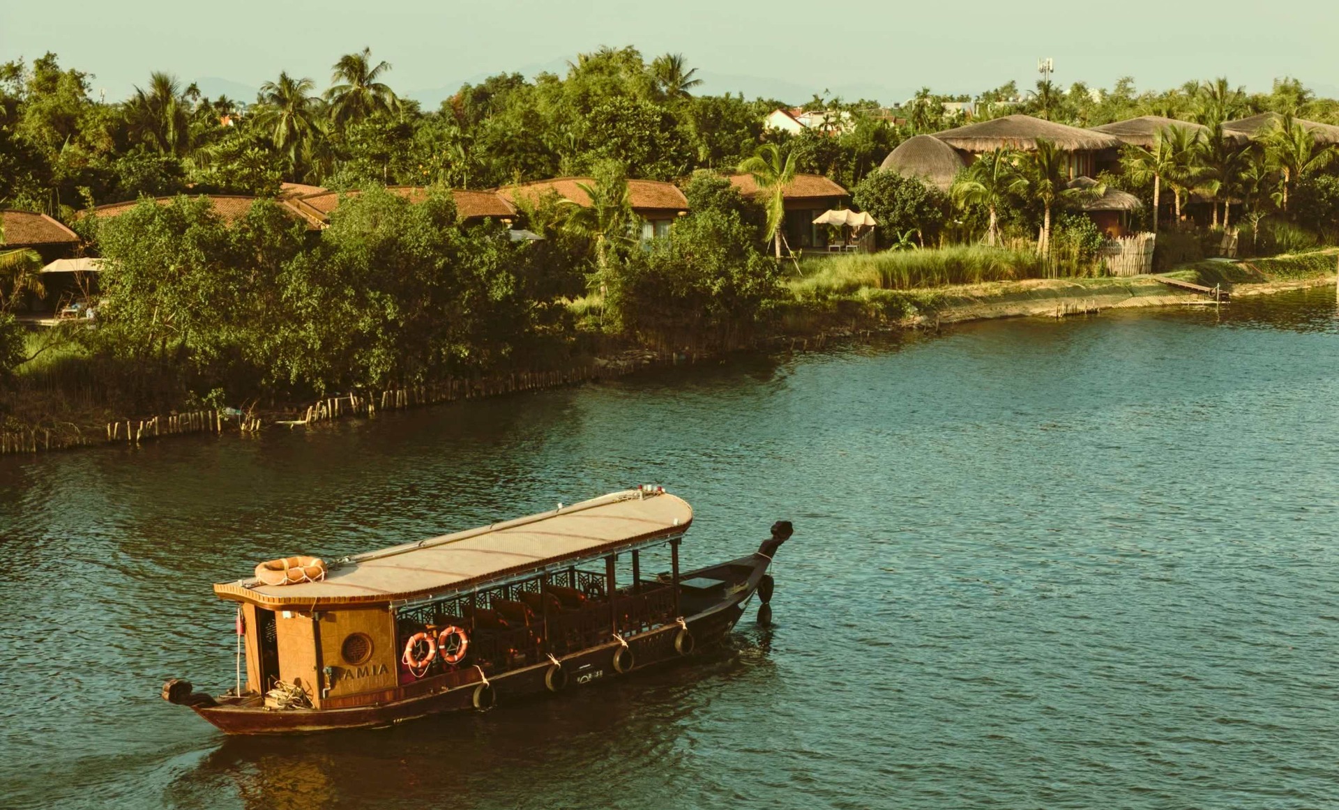 7-Day Private Luxury Vietnam Tour: Ho Chi Minh City, Hoi An & Hanoi